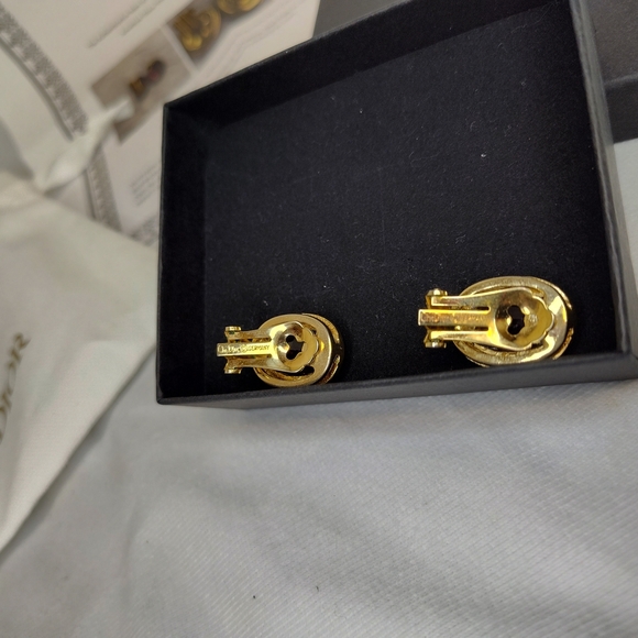 VINTAGE WITH COA Dior Gold and Amethyst Clip-On Earrings EUC with Dust Bag - Picture 4 of 8